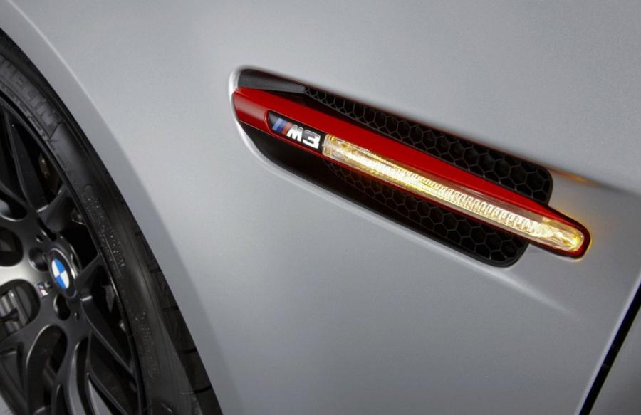  BMW M3 CRT 2011 года  (фото 70 из 76)